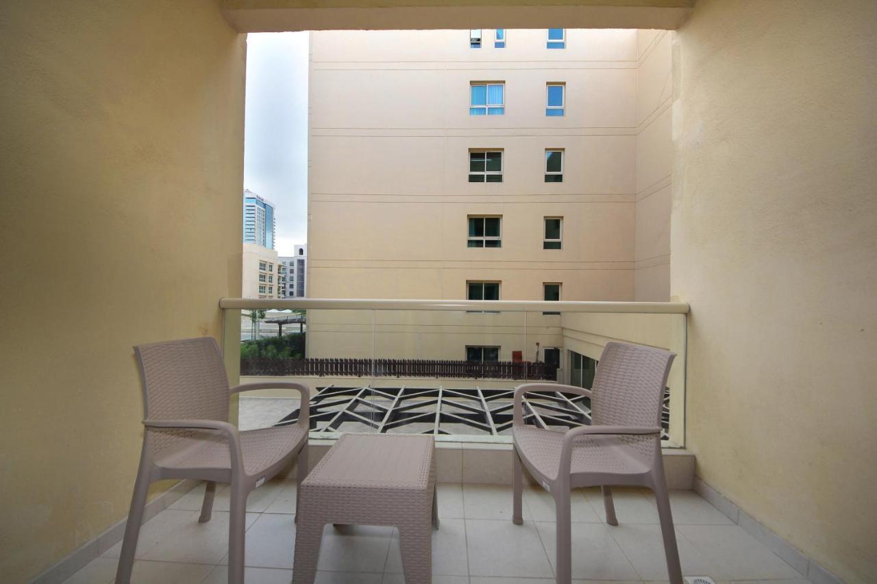 New Arabian Al Dhafra 2 The Greens 1 Br Dubai Exterior photo